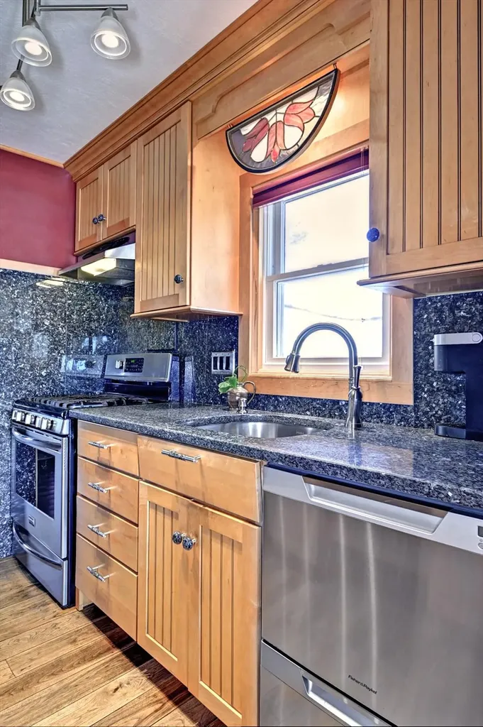 48 Pershing Avenue Babylon NY 11702
