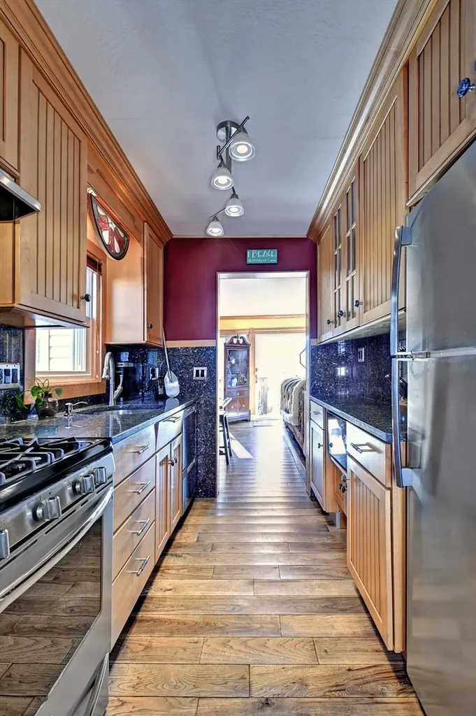 48 Pershing Avenue Babylon NY 11702