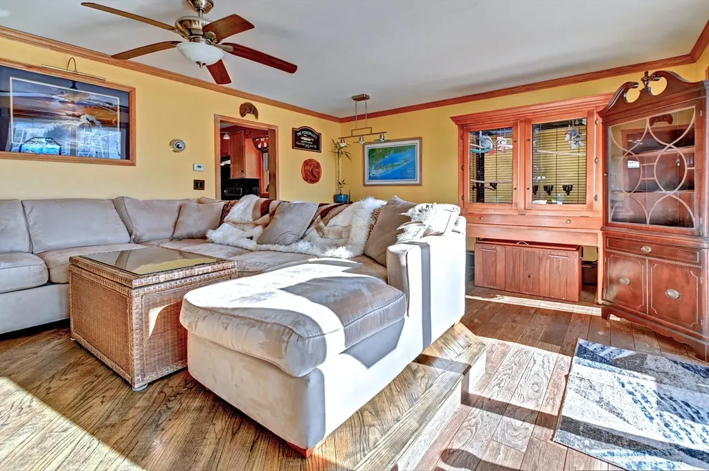 48 Pershing Avenue Babylon NY 11702
