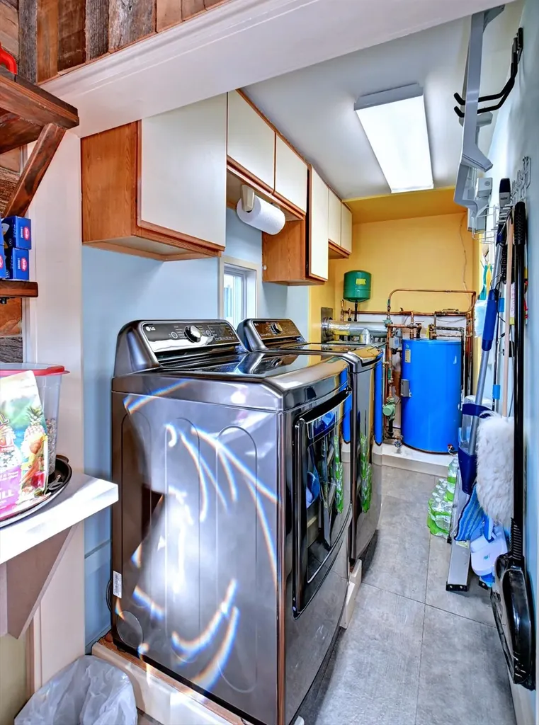 48 Pershing Avenue Babylon NY 11702