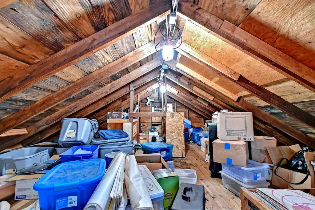 48 Pershing Avenue Babylon NY 11702