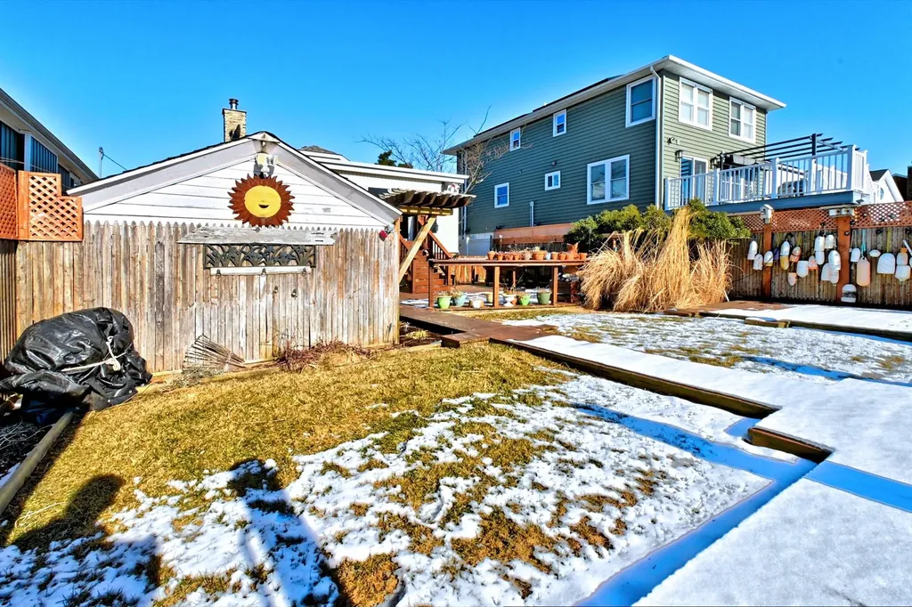 48 Pershing Avenue Babylon NY 11702