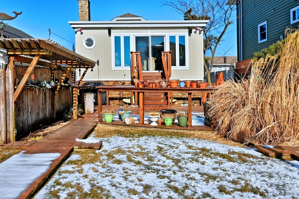 48 Pershing Avenue Babylon NY 11702