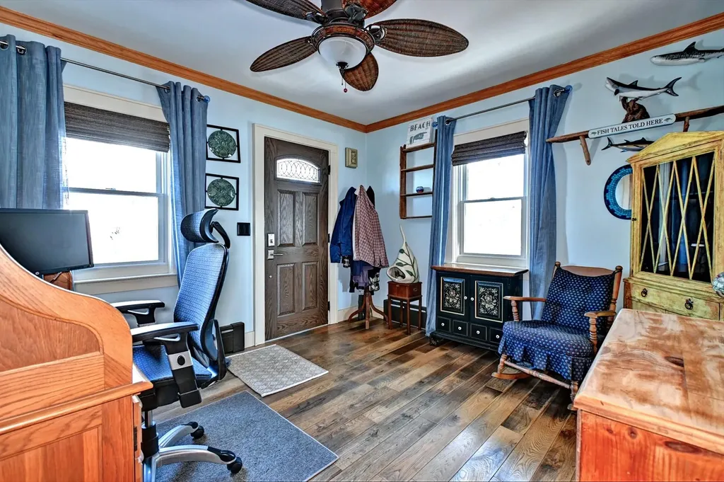 48 Pershing Avenue Babylon NY 11702