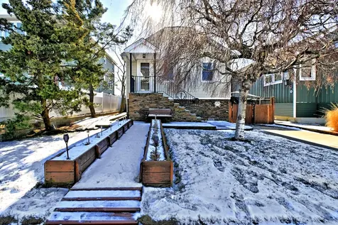 48 Pershing Avenue Babylon NY 11702