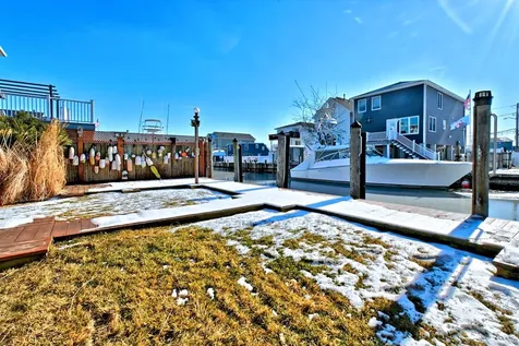 48 Pershing Avenue Babylon NY 11702