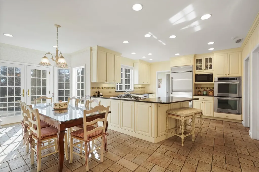 7 Justin Road Harrison NY 10528