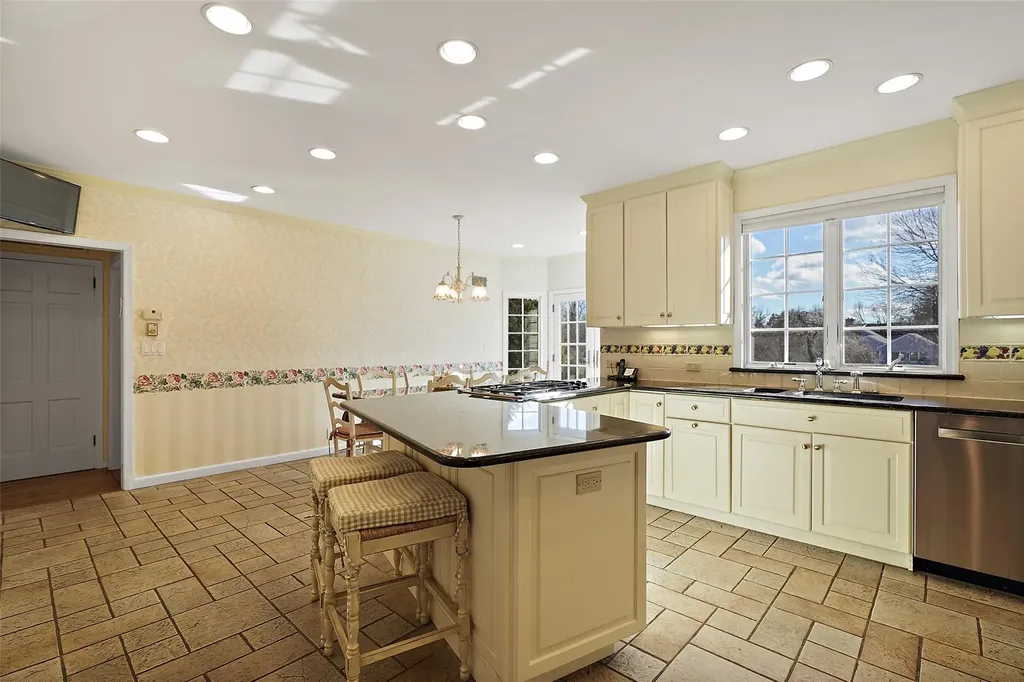 7 Justin Road Harrison NY 10528