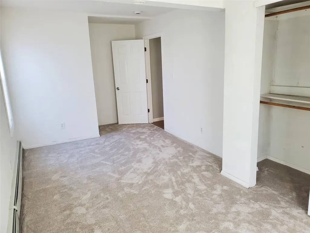 88 Woodside Road Mastic Beach NY 11951