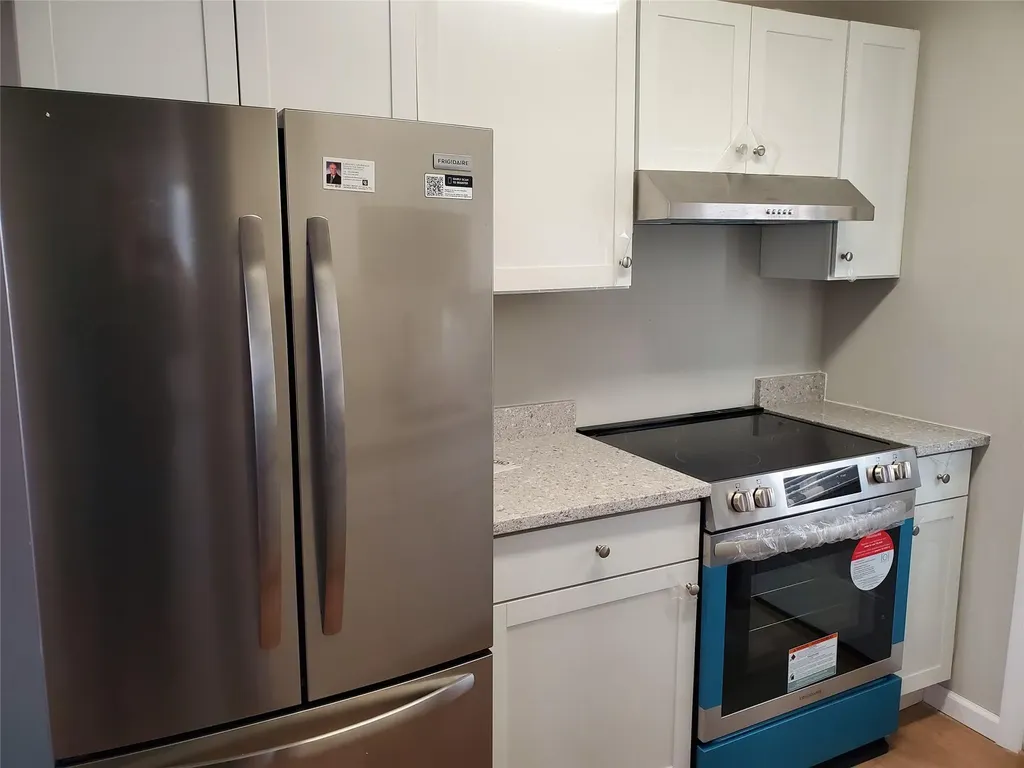 88 Woodside Road Mastic Beach NY 11951