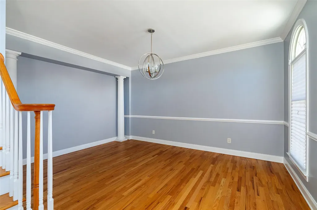 33 Old Field Road Poughkeepsie NY 12603