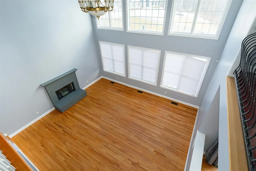 33 Old Field Road Poughkeepsie NY 12603