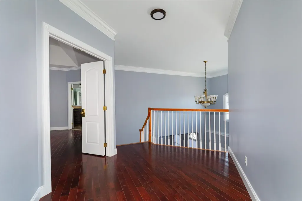 33 Old Field Road Poughkeepsie NY 12603
