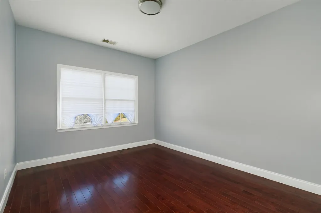 33 Old Field Road Poughkeepsie NY 12603