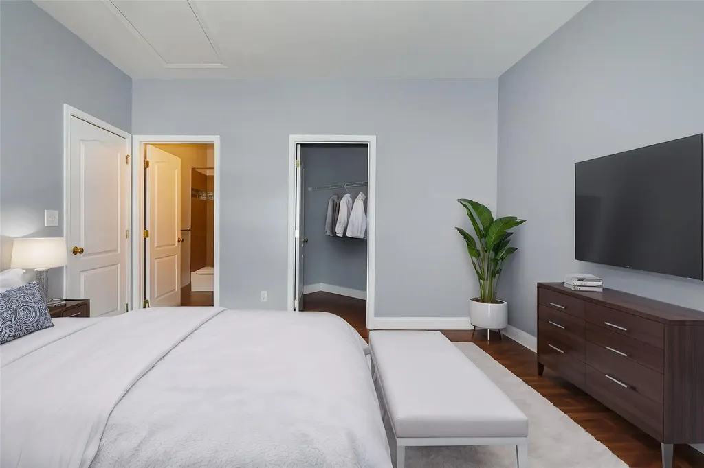 33 Old Field Road Poughkeepsie NY 12603