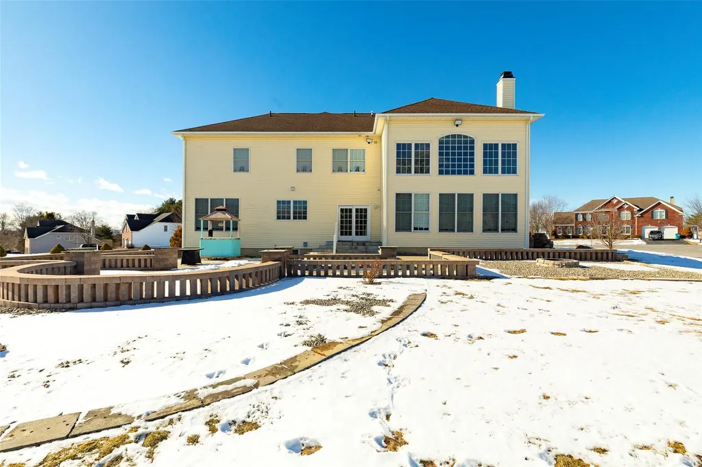 33 Old Field Road Poughkeepsie NY 12603