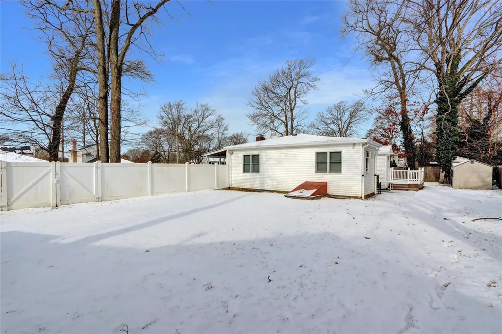 47 Upton Drive Sound Beach NY 11789