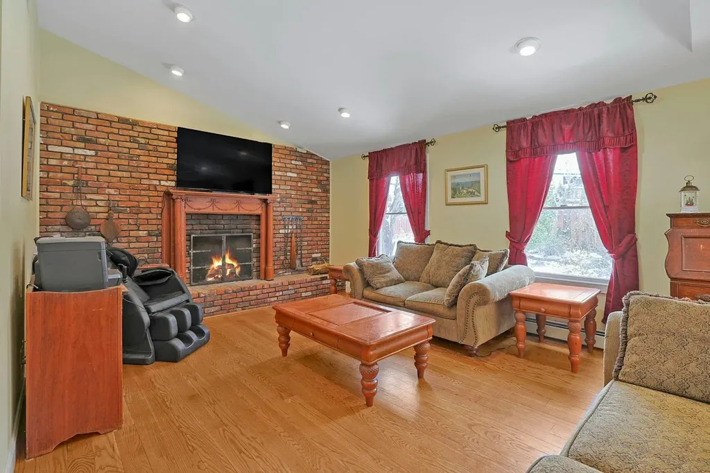 6 Butternut Lane Nanuet NY 10954