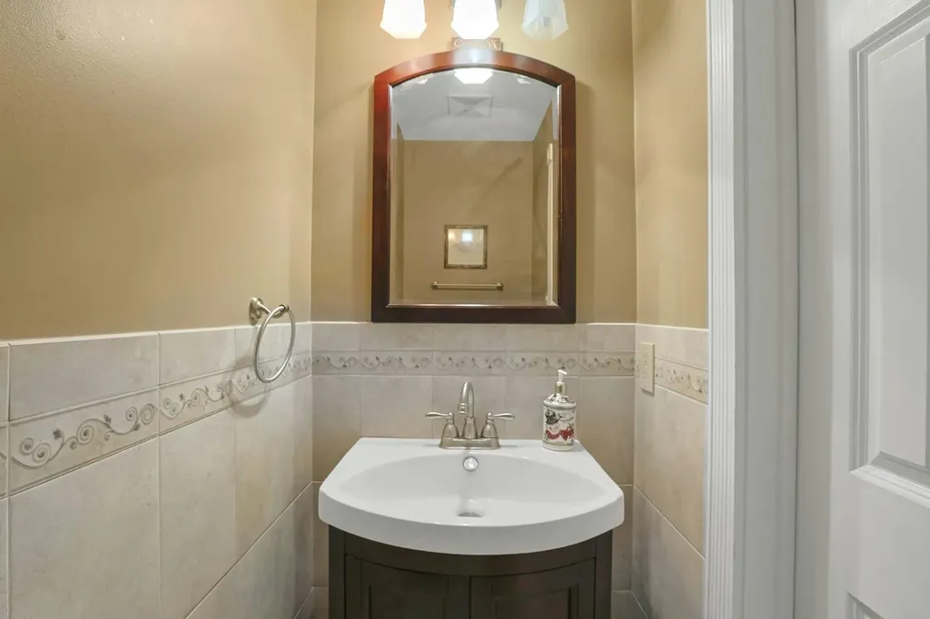 6 Butternut Lane Nanuet NY 10954