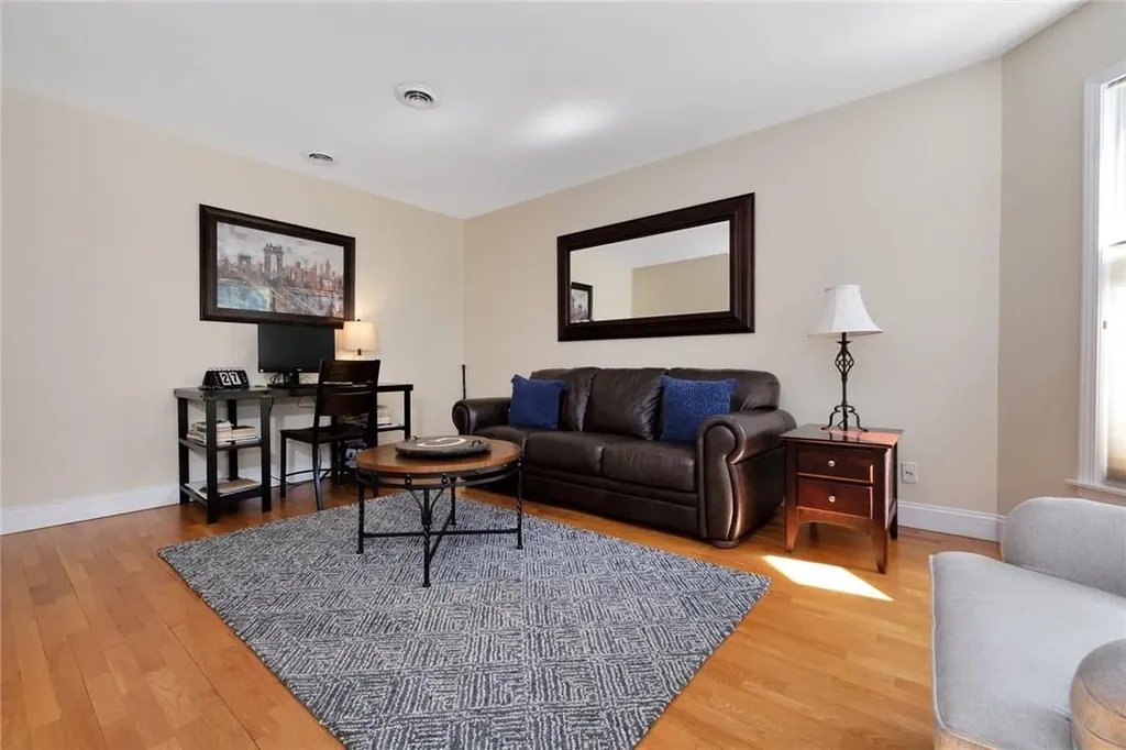 2 Viohl Way Garnerville NY 10923