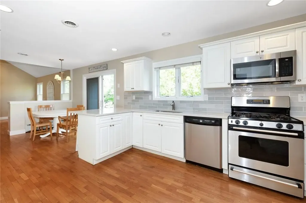 2 Viohl Way Garnerville NY 10923