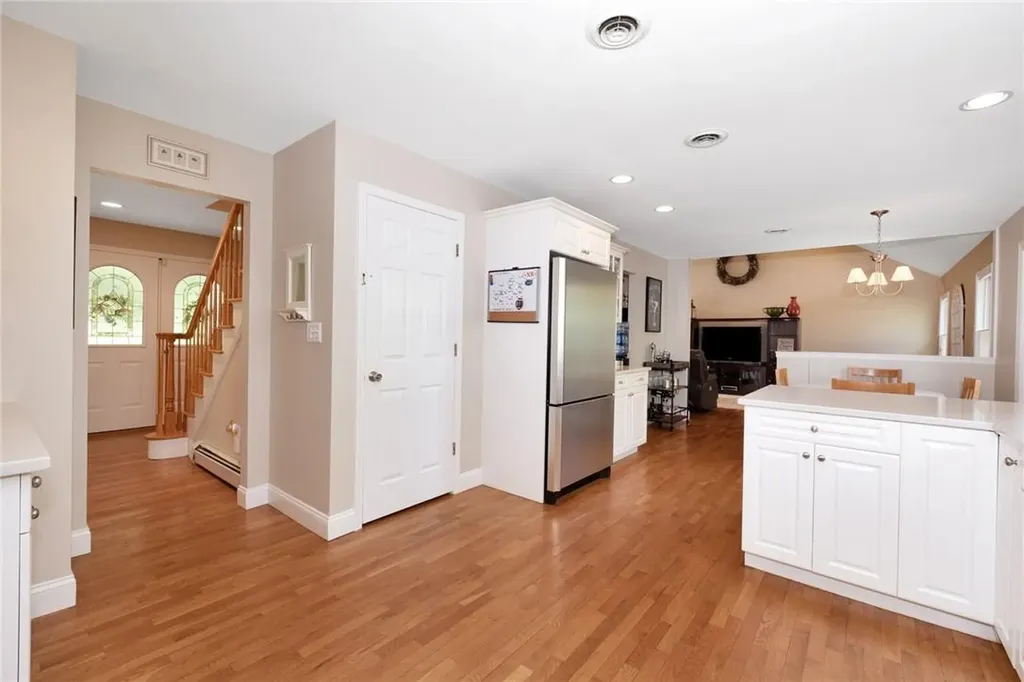 2 Viohl Way Garnerville NY 10923