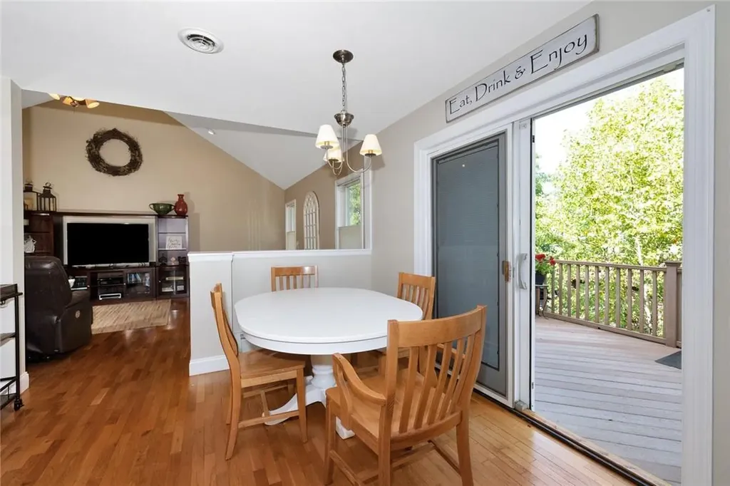 2 Viohl Way Garnerville NY 10923