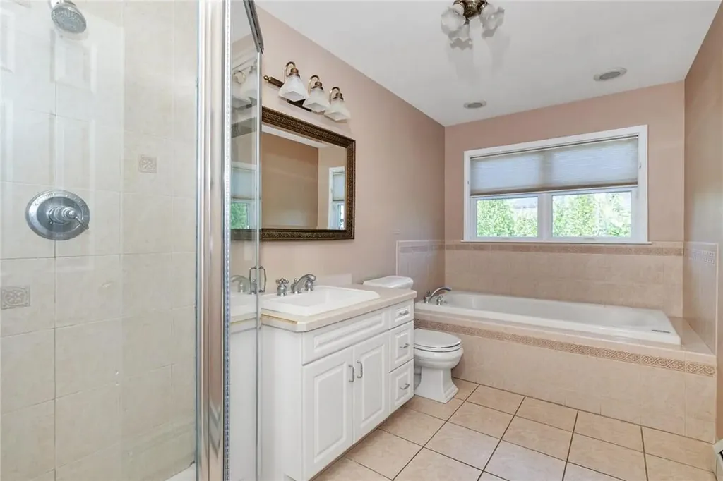 2 Viohl Way Garnerville NY 10923