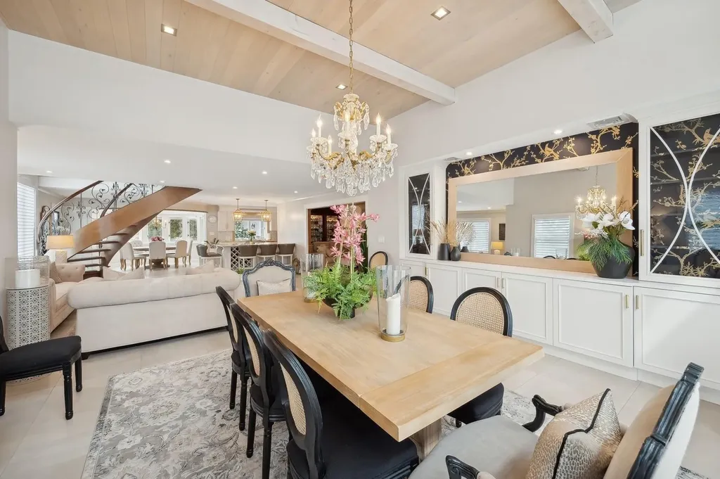 41 Stony Hill Path Smithtown NY 11787