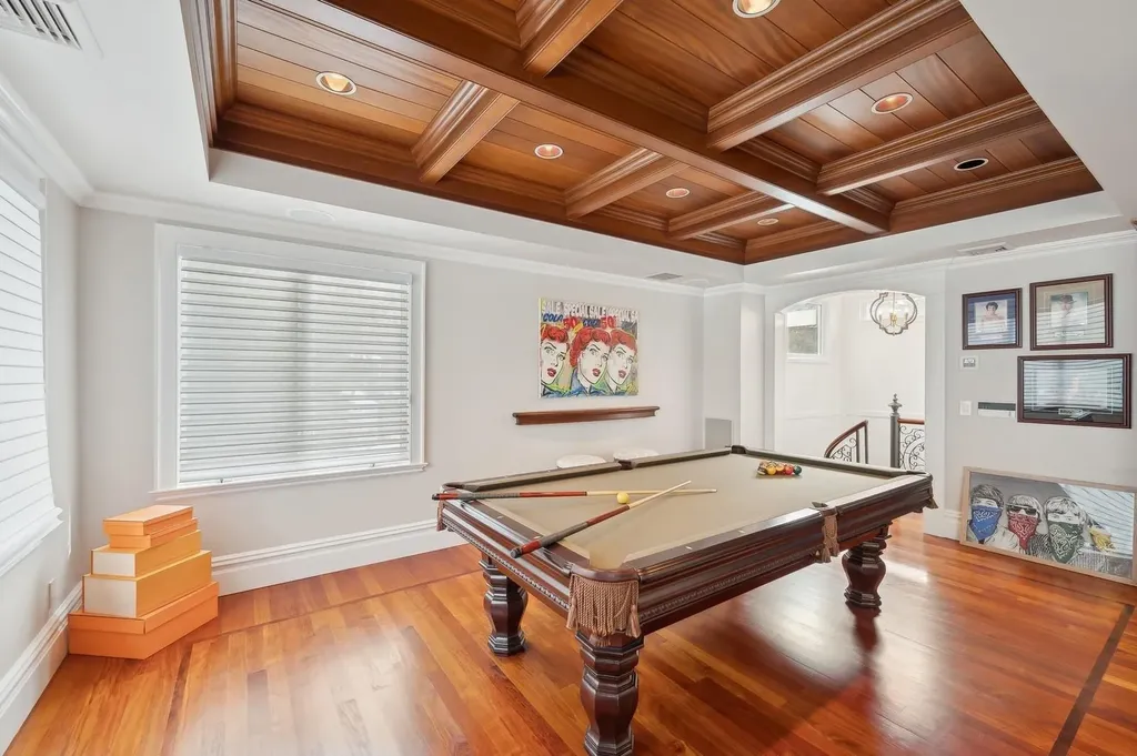 41 Stony Hill Path Smithtown NY 11787