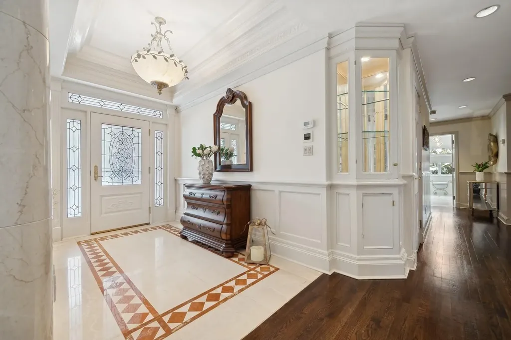 41 Stony Hill Path Smithtown NY 11787