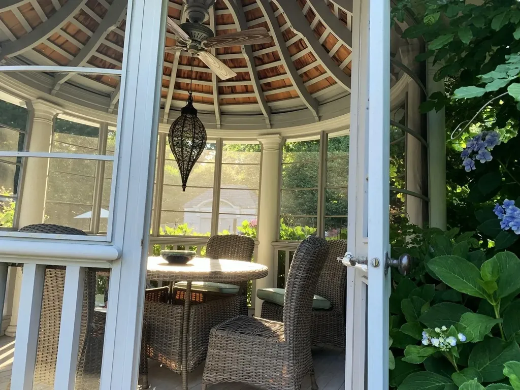 41 Stony Hill Path Smithtown NY 11787