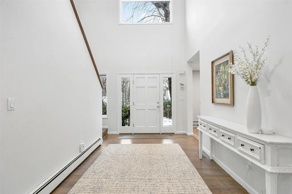 5 Wagon Wheel Road Mamaroneck NY 10543