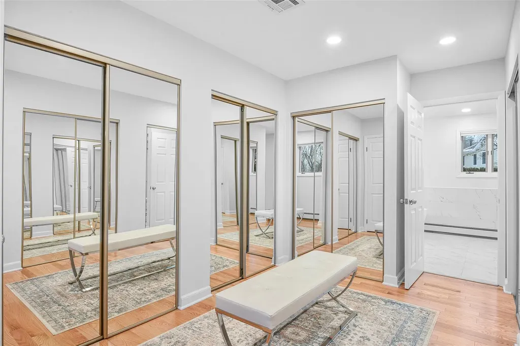 5 Wagon Wheel Road Mamaroneck NY 10543