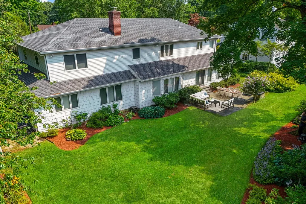5 Wagon Wheel Road Mamaroneck NY 10543