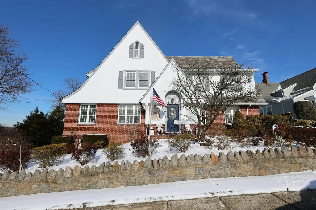 12 Kingman Terrace Yonkers NY 10701