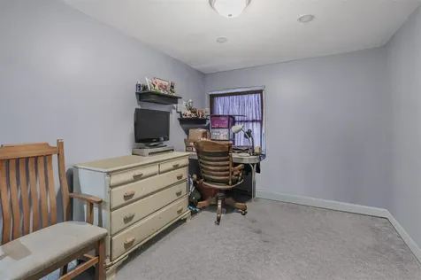 10 Clusterpine Street Medford NY 11763