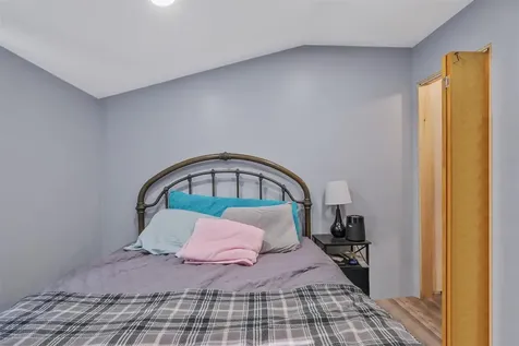 10 Clusterpine Street Medford NY 11763