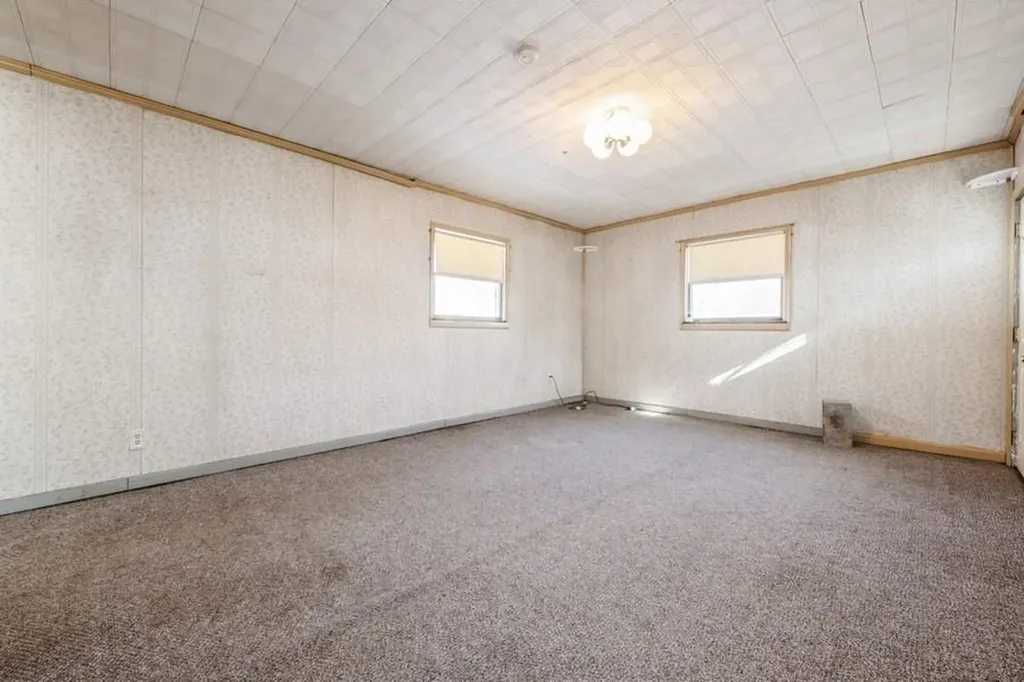 1403 Pine Acres Boulevard Bay Shore NY 11706