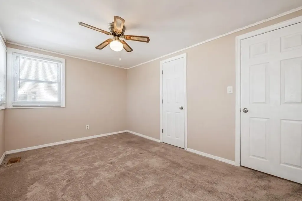 1403 Pine Acres Boulevard Bay Shore NY 11706