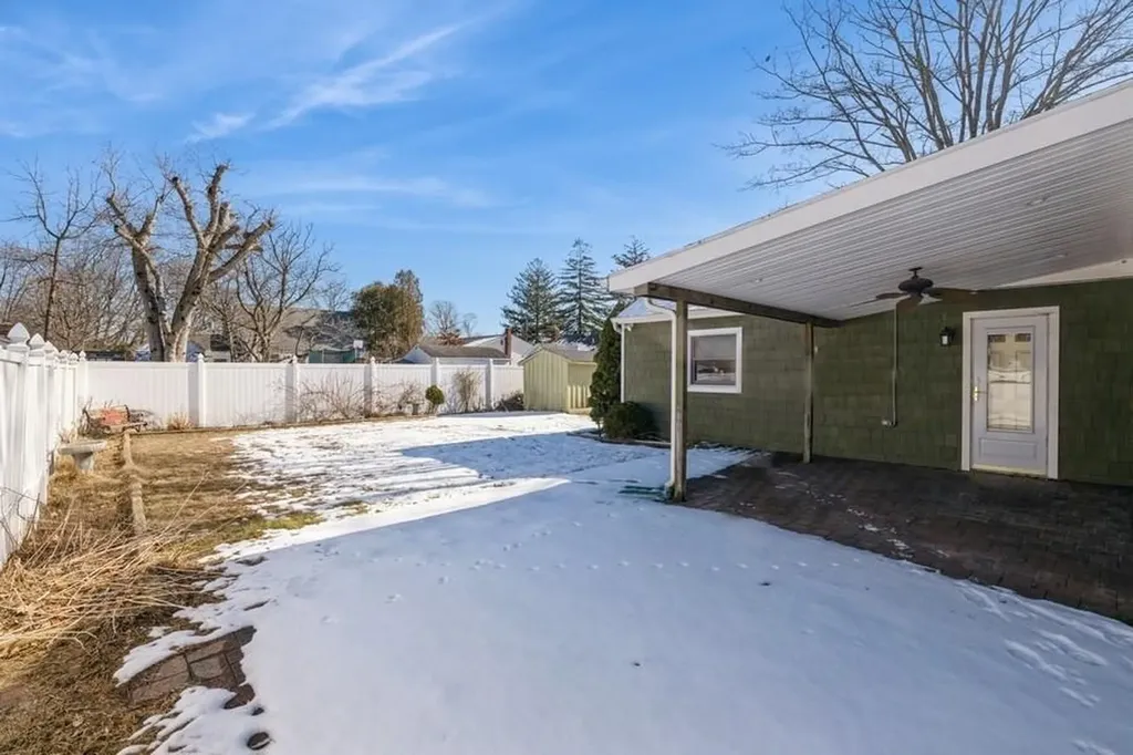 1403 Pine Acres Boulevard Bay Shore NY 11706