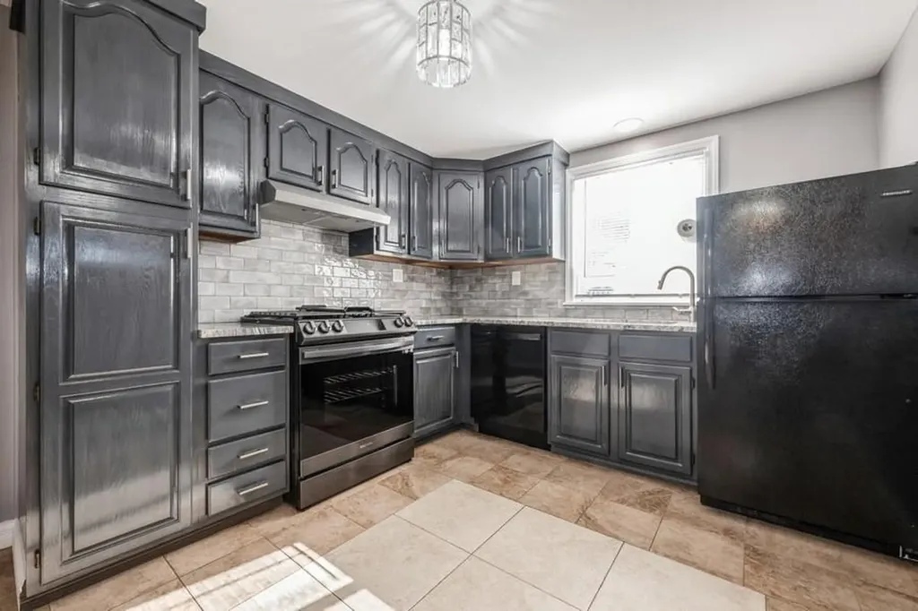 1403 Pine Acres Boulevard Bay Shore NY 11706