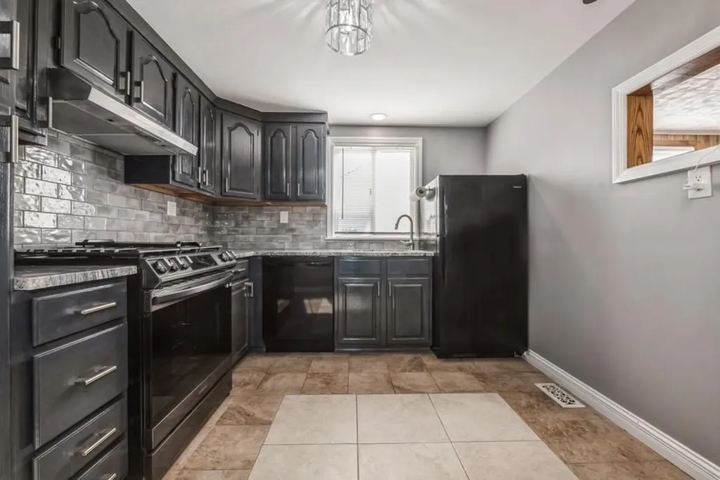 1403 Pine Acres Boulevard Bay Shore NY 11706