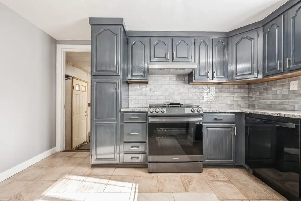 1403 Pine Acres Boulevard Bay Shore NY 11706