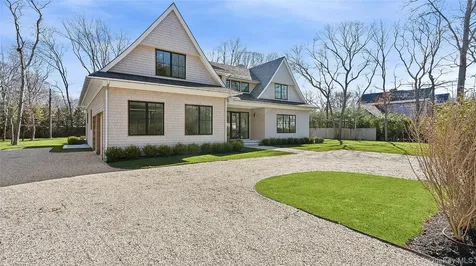 49 Birchwood Lane Bridgehampton NY 11932