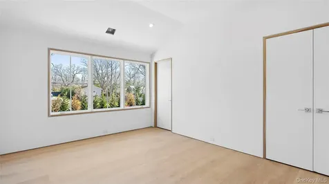 49 Birchwood Lane Bridgehampton NY 11932