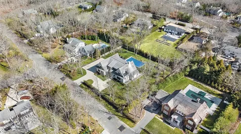 49 Birchwood Lane Bridgehampton NY 11932