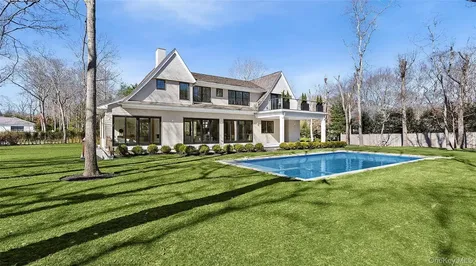 49 Birchwood Lane Bridgehampton NY 11932