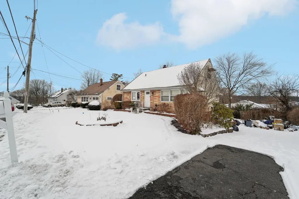 17 Manitou Trail White Plains NY 10603