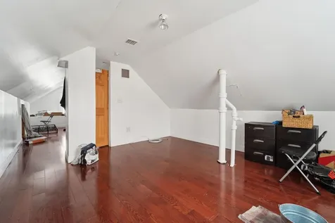 17 Manitou Trail White Plains NY 10603
